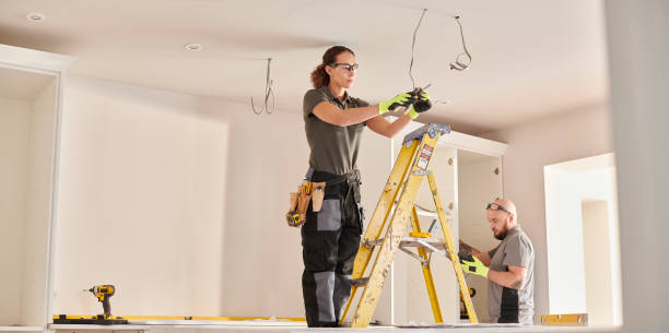Best Industrial Electrical Services  in Newton, IA