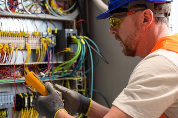 Best Electrical Outlet Repair  in Newton, IA